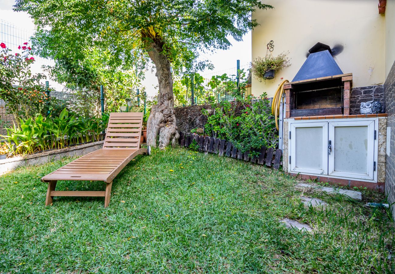 Bungalow en San Bartolomé de Tirajana - Flatguest Villa Martina - BBQ + Pool + Garden