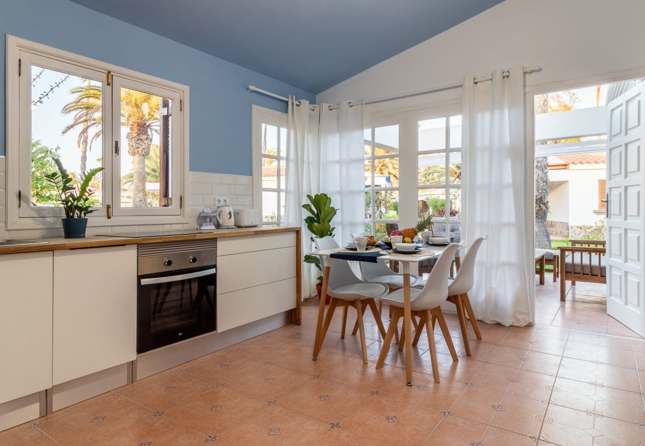 Bungalow in San Bartolomé de Tirajana - Flatguest Villa Yaiza 