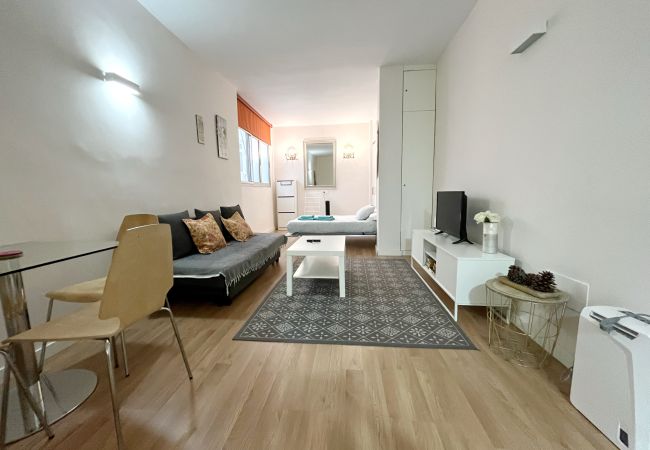 Studio in Las Palmas de Gran Canaria - Flatguest Gofiones + Beach + Tourist area + Wifi