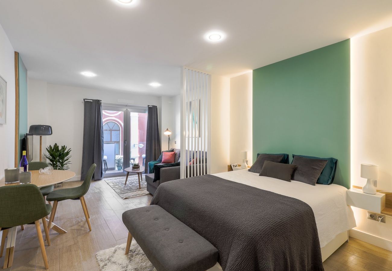 Studio in Las Palmas de Gran Canaria - Flatguest Blue Sea - Canteras Beach - Balcony